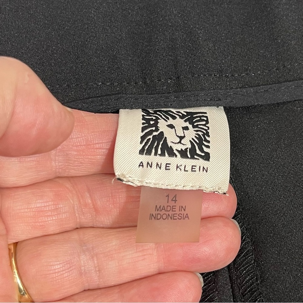 Anne Klein Black Dress Pants - Picture 5 of 8